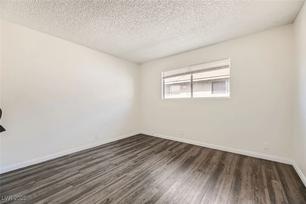 2916 Karen, Las Vegas, NV 89121