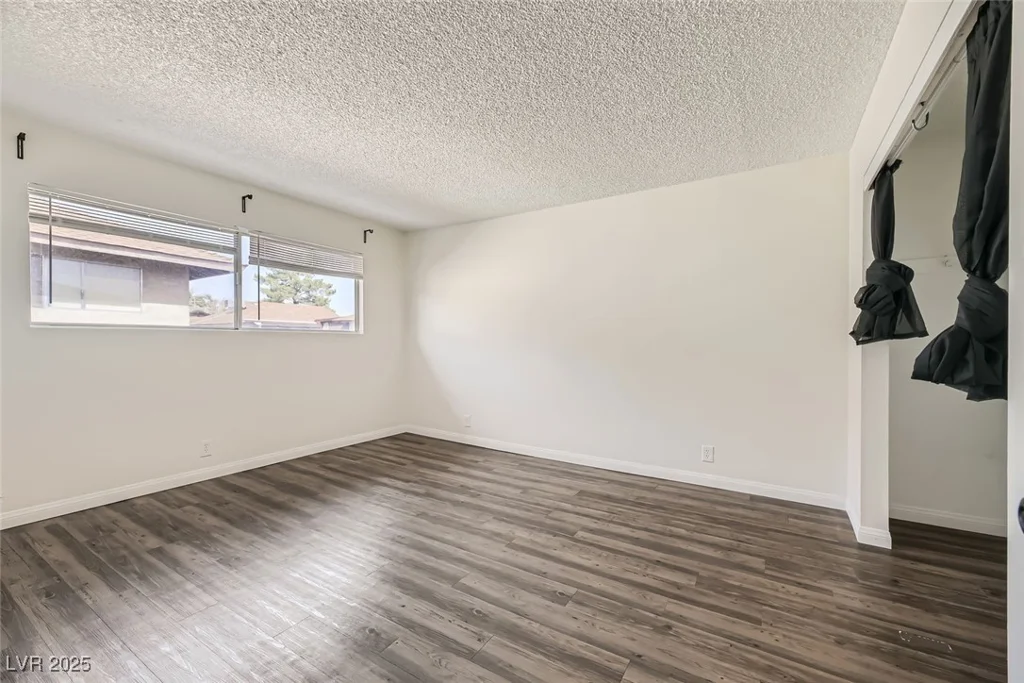 2916 Karen, Las Vegas, NV 89121