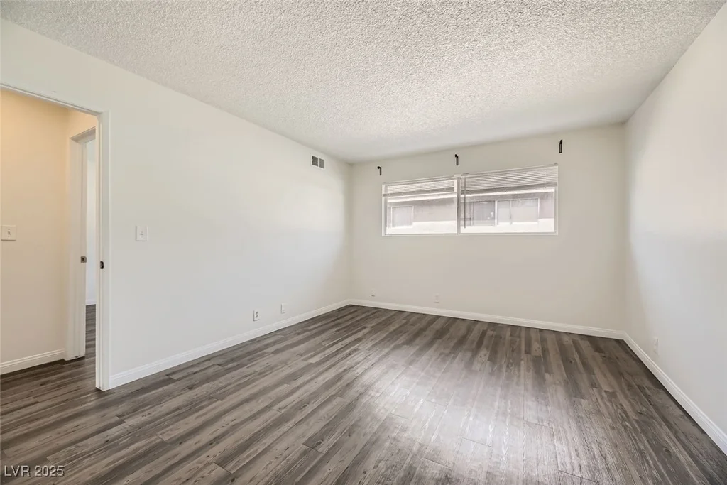 2916 Karen, Las Vegas, NV 89121