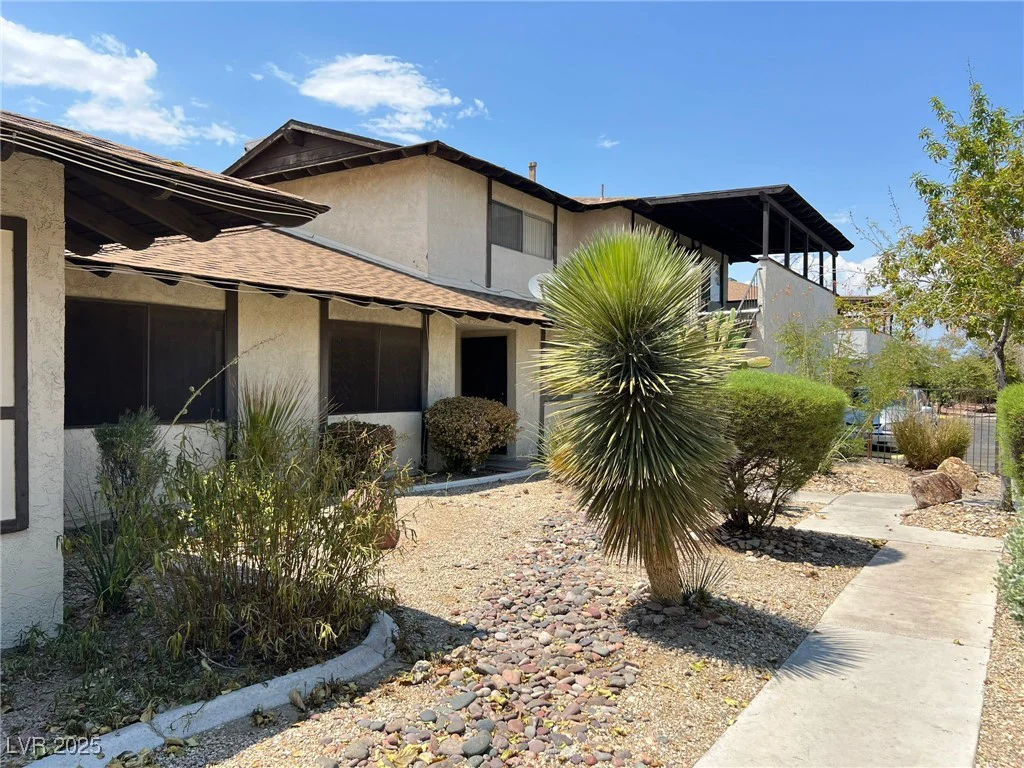 2916 Karen, Las Vegas, NV 89121