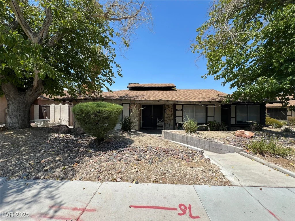 2916 Karen, Las Vegas, NV 89121