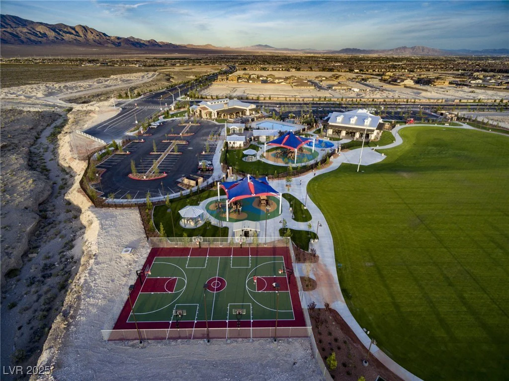 8105 Switchback Run, Las Vegas, NV 89166