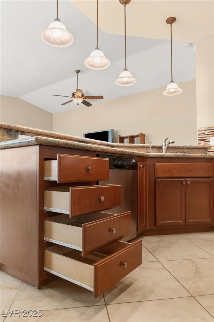 5809 Sagamore Canyon, North Las Vegas, NV 89081