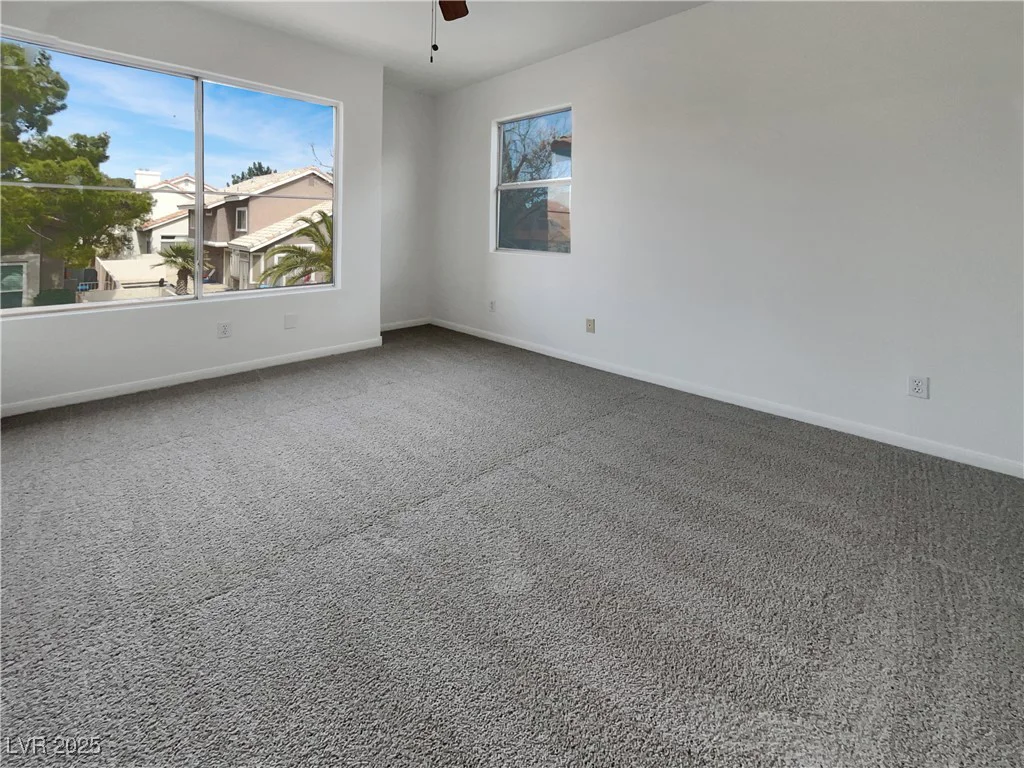 6913 Mill Creek, Las Vegas, NV 89149