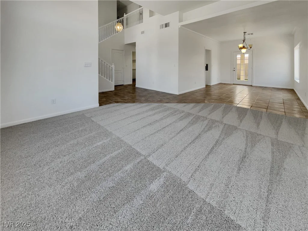 6913 Mill Creek, Las Vegas, NV 89149