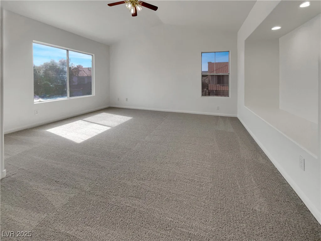 6913 Mill Creek, Las Vegas, NV 89149