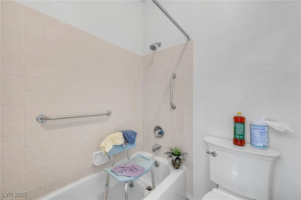 2804 Gallant Hills, Las Vegas, NV 89135