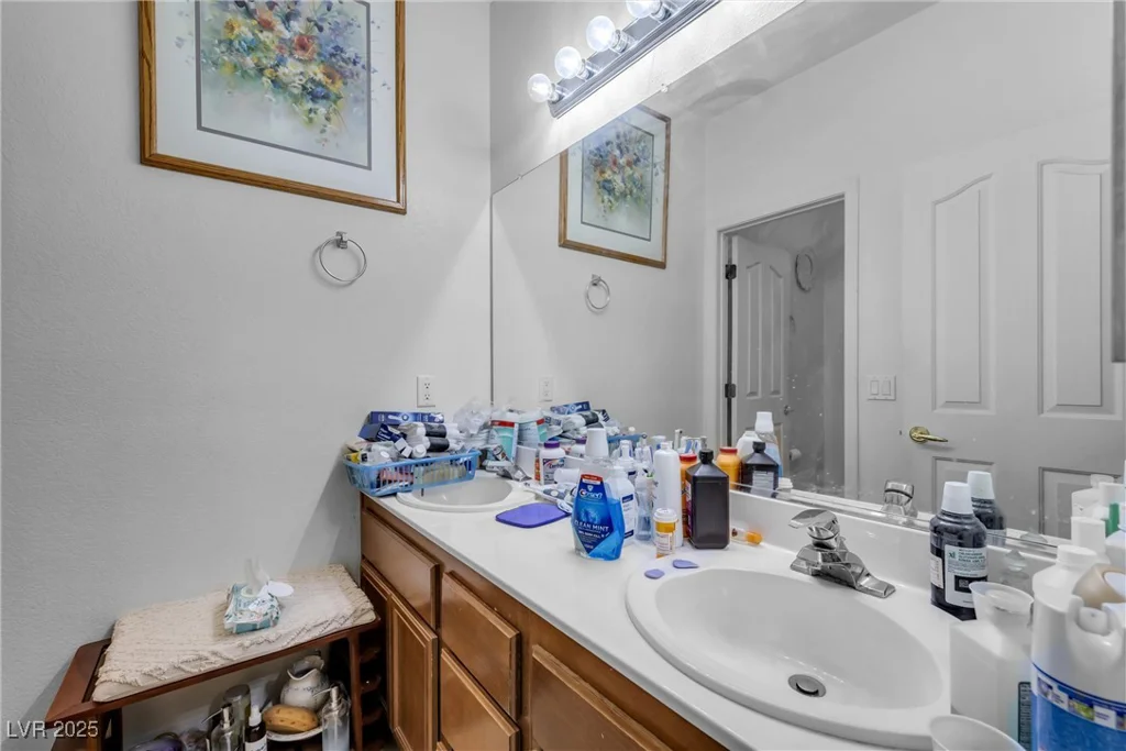 2804 Gallant Hills, Las Vegas, NV 89135
