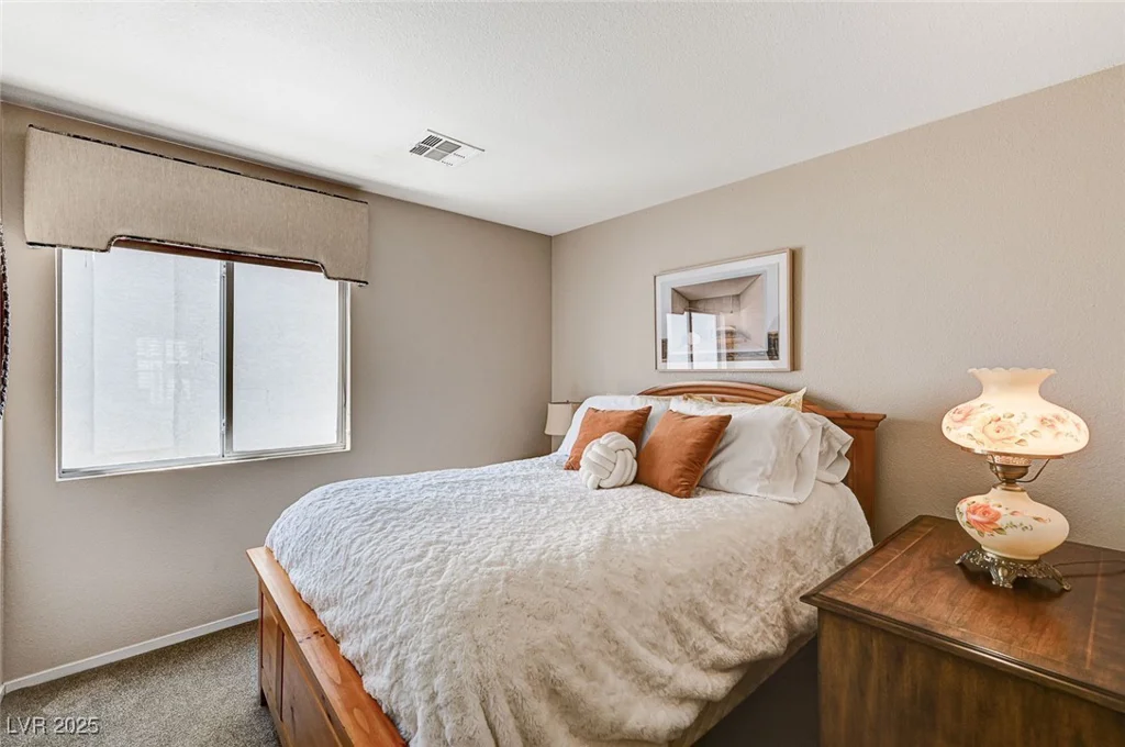 280 Pear Meadow, Henderson, NV 89012