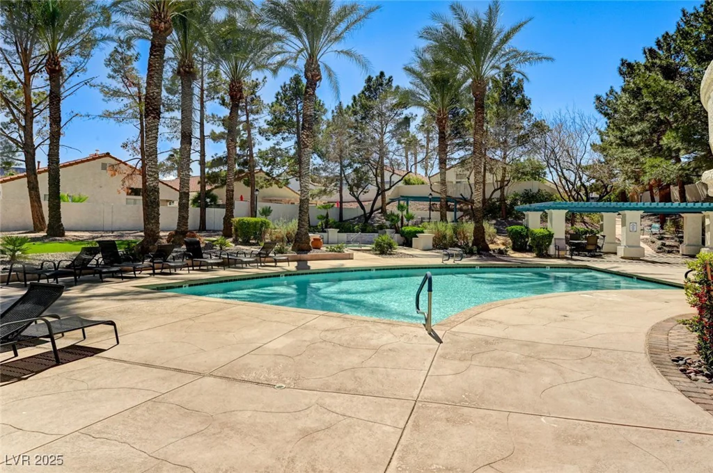 280 Pear Meadow, Henderson, NV 89012