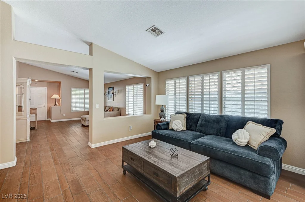 280 Pear Meadow, Henderson, NV 89012