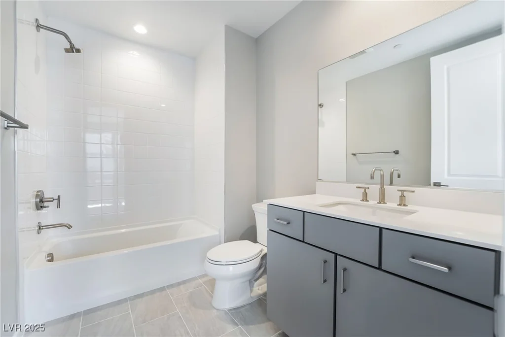 2509 Silent View, Henderson, NV 89044