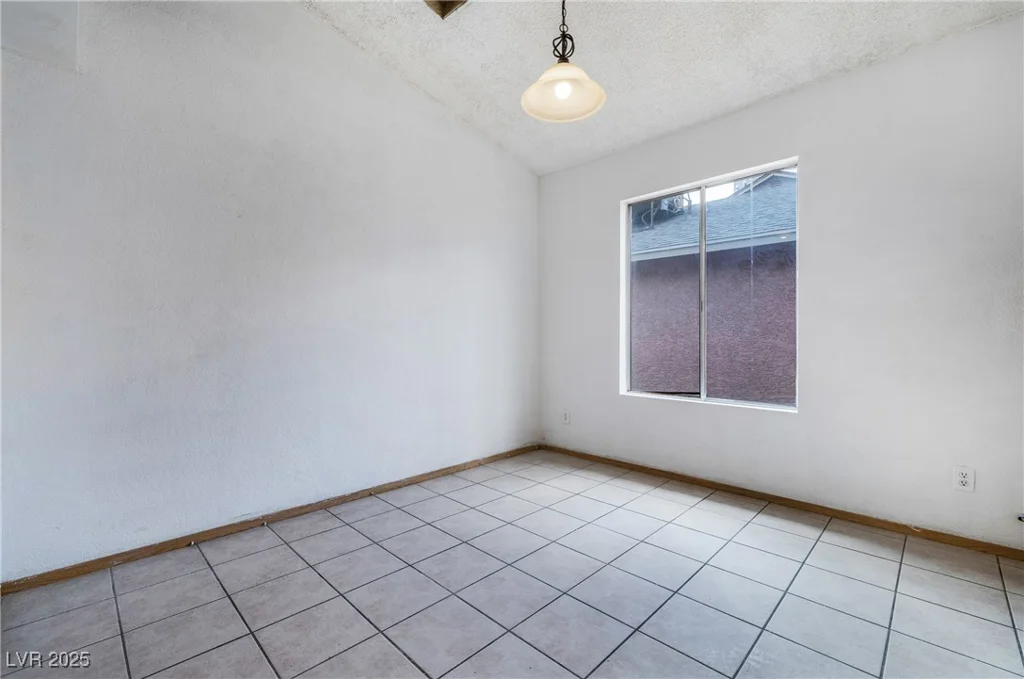 516 Tabony, Henderson, NV 89011