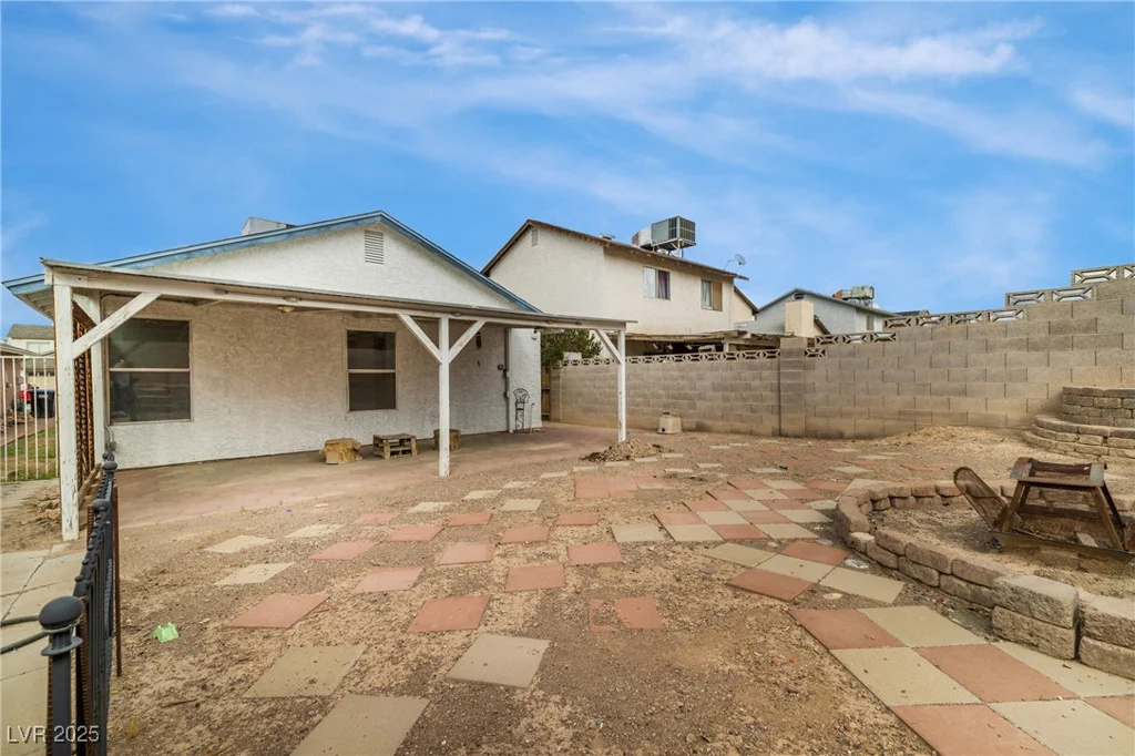516 Tabony, Henderson, NV 89011