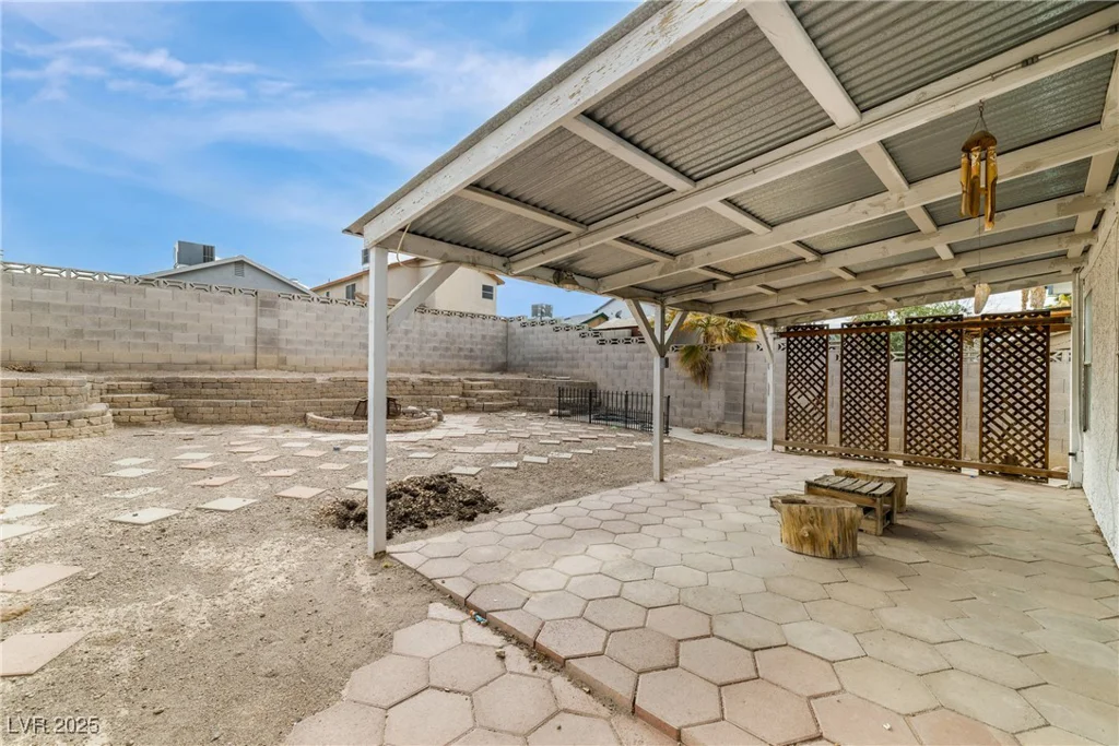 516 Tabony, Henderson, NV 89011