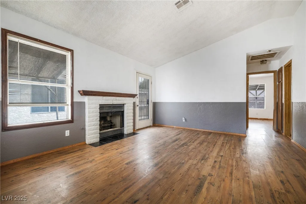 516 Tabony, Henderson, NV 89011