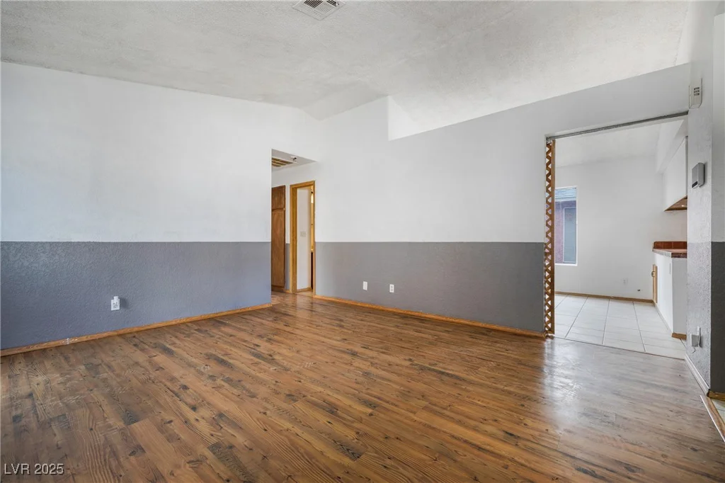 516 Tabony, Henderson, NV 89011