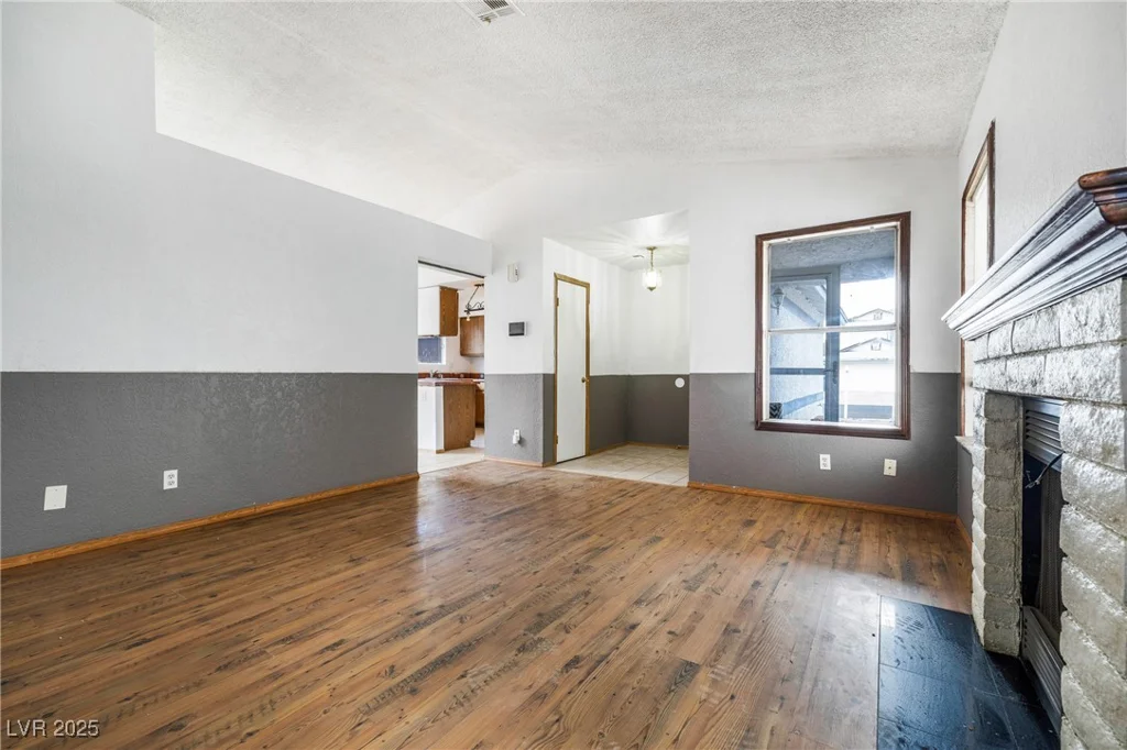 516 Tabony, Henderson, NV 89011