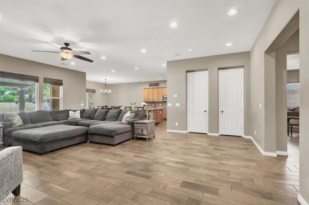 7420 Zonal, Las Vegas, NV 89131