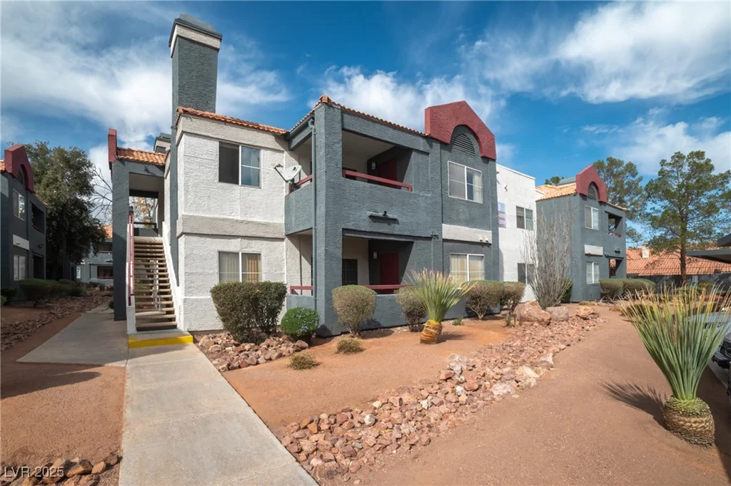 8600 Charleston, Las Vegas, NV 89117