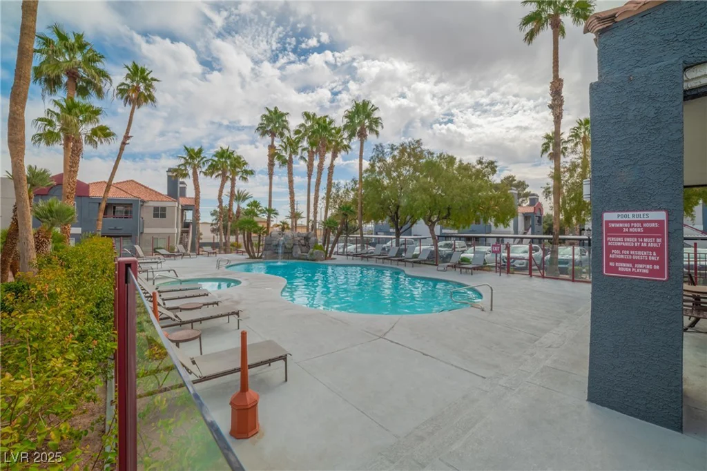 8600 Charleston, Las Vegas, NV 89117