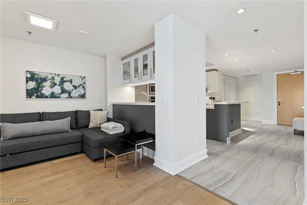 2700 Las Vegas, Las Vegas, NV 89109