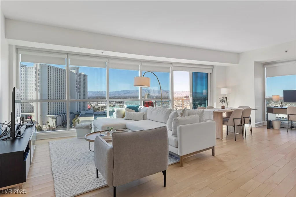 2700 Las Vegas, Las Vegas, NV 89109