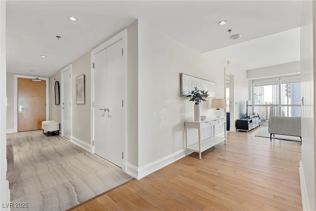 2700 Las Vegas, Las Vegas, NV 89109