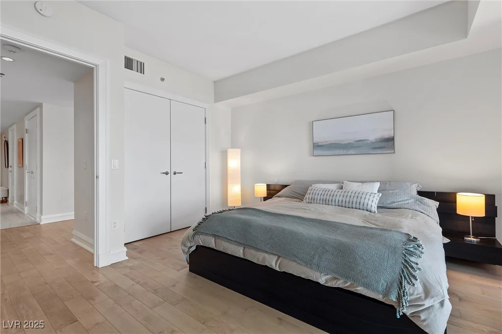 2700 Las Vegas, Las Vegas, NV 89109