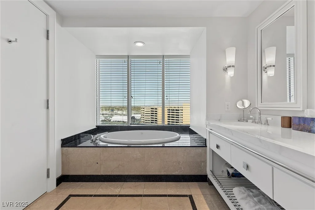 2700 Las Vegas, Las Vegas, NV 89109