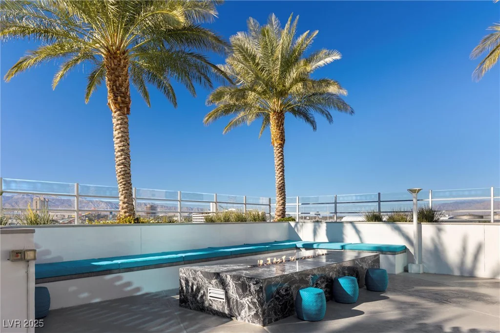 2700 Las Vegas, Las Vegas, NV 89109