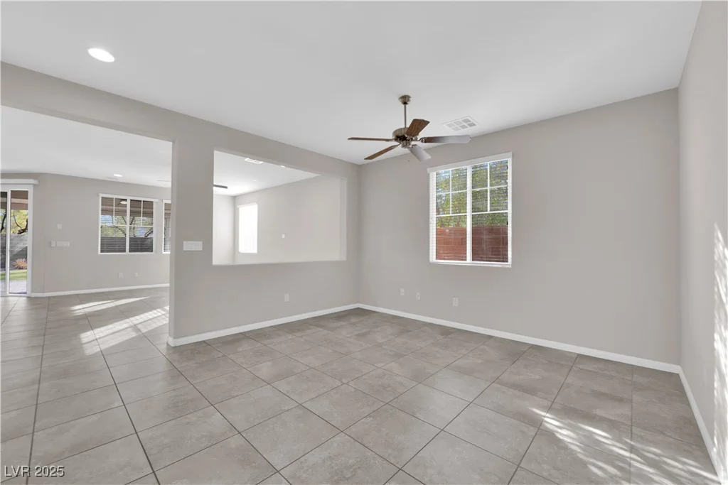 10223 Aragon Crown, Las Vegas, NV 89135