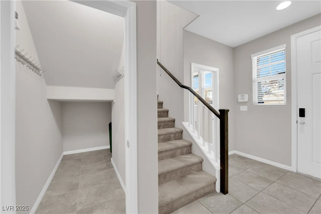 10223 Aragon Crown, Las Vegas, NV 89135