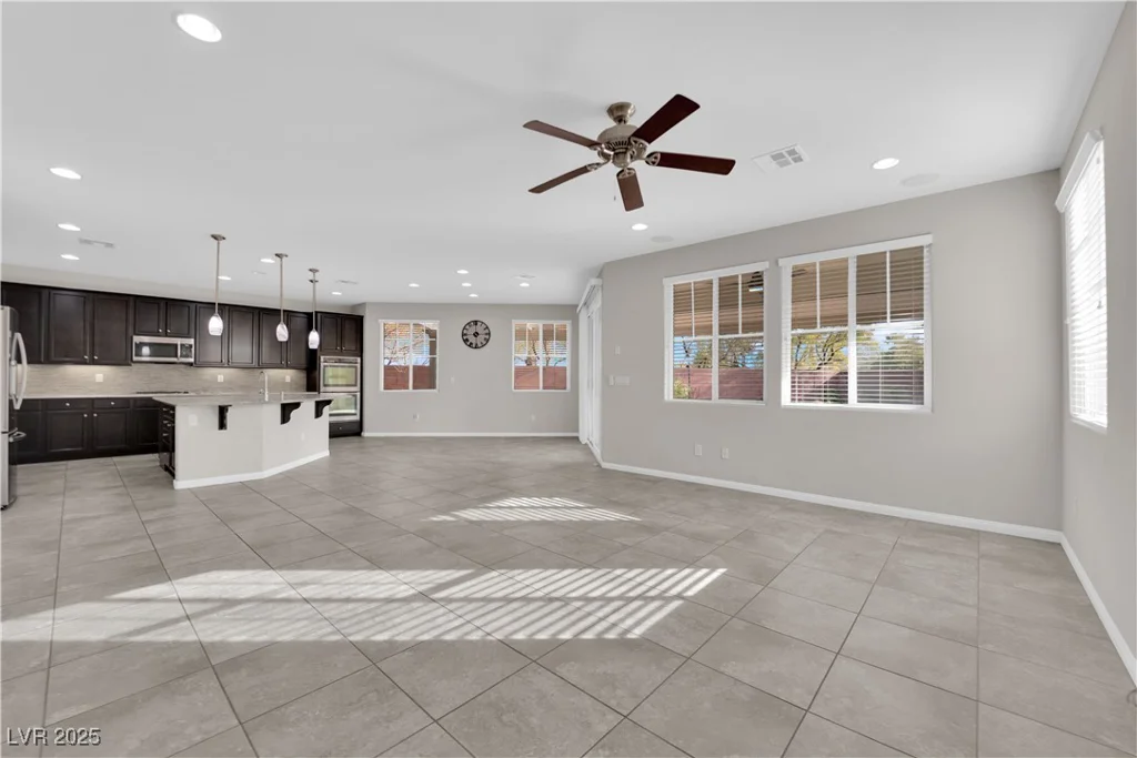 10223 Aragon Crown, Las Vegas, NV 89135