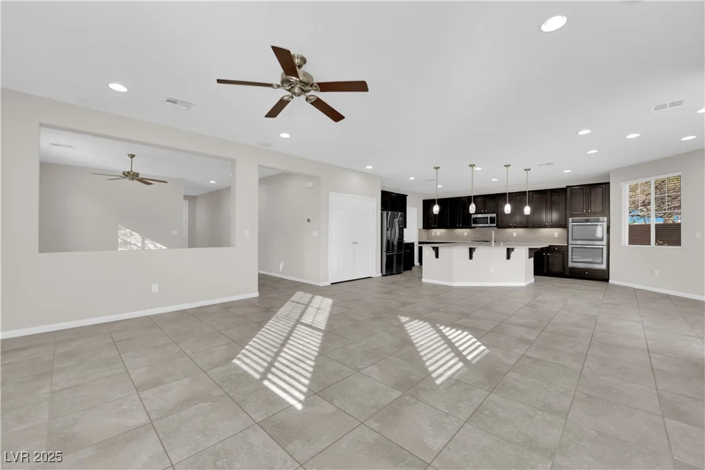 10223 Aragon Crown, Las Vegas, NV 89135