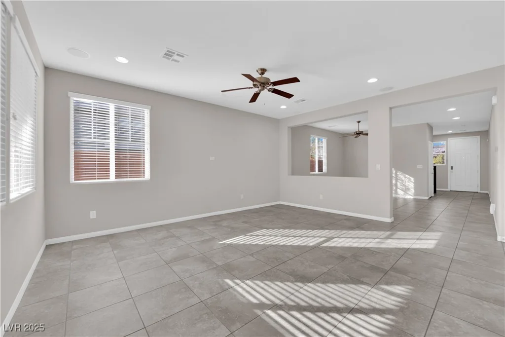 10223 Aragon Crown, Las Vegas, NV 89135
