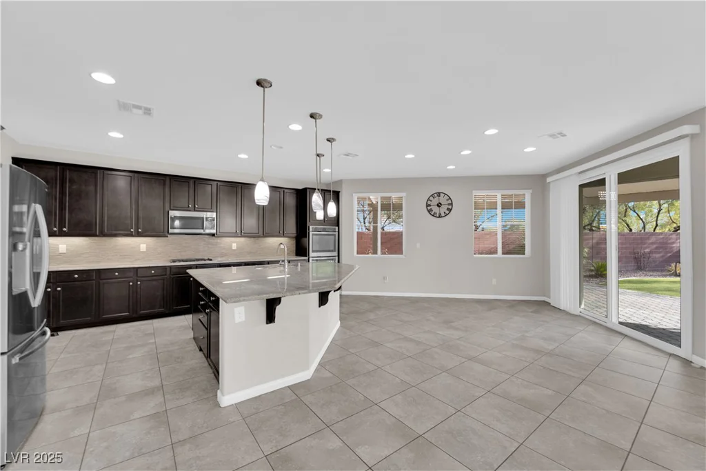 10223 Aragon Crown, Las Vegas, NV 89135