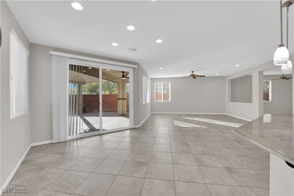 10223 Aragon Crown, Las Vegas, NV 89135