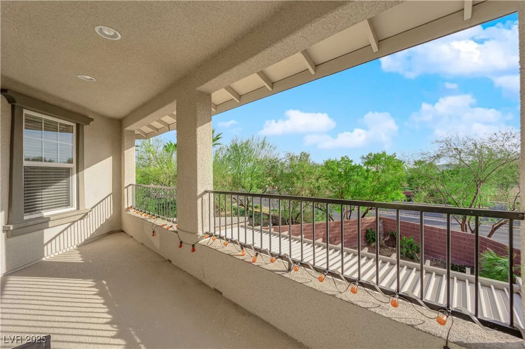 10223 Aragon Crown, Las Vegas, NV 89135