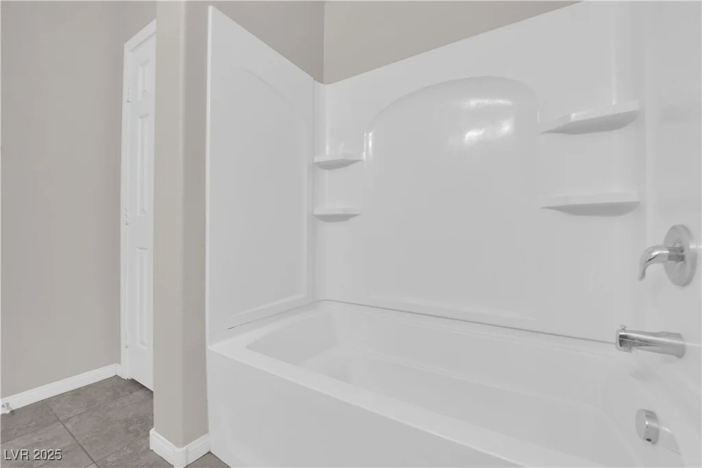 10223 Aragon Crown, Las Vegas, NV 89135
