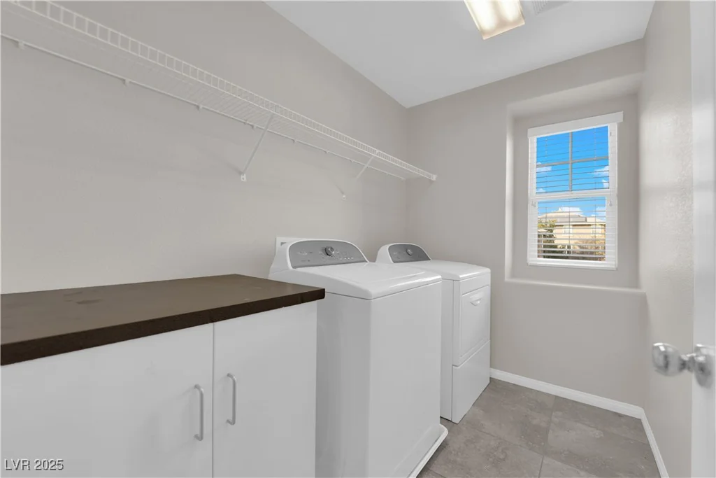 10223 Aragon Crown, Las Vegas, NV 89135