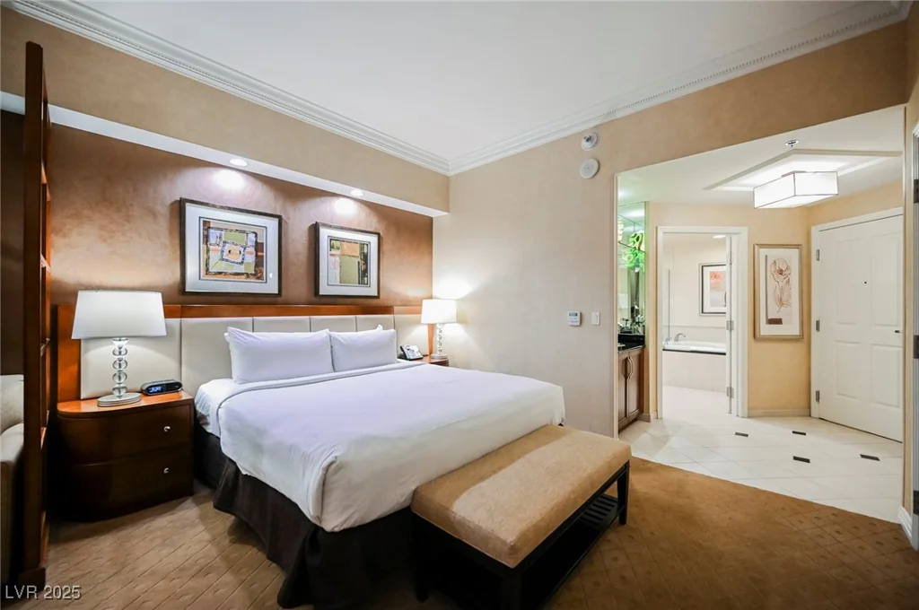 145 HARMON, Las Vegas, NV 89109