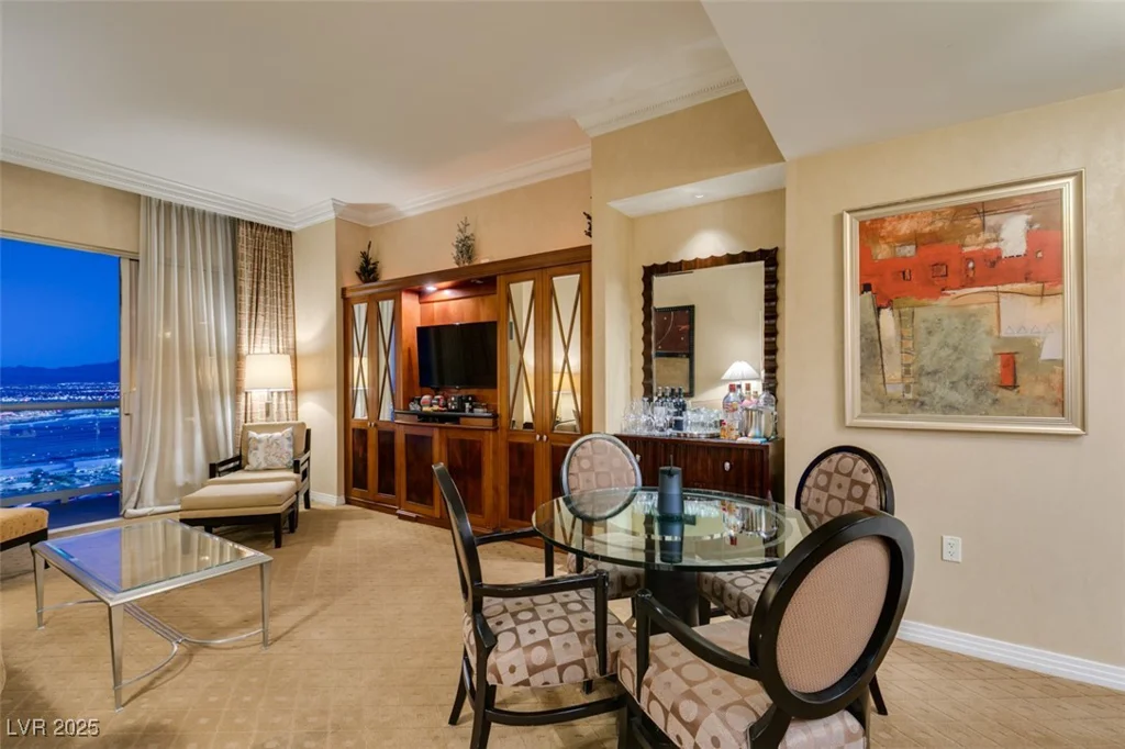 145 HARMON, Las Vegas, NV 89109