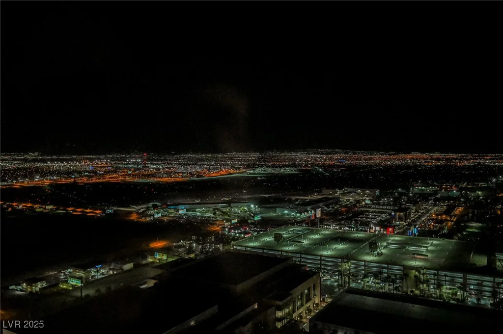 145 HARMON, Las Vegas, NV 89109