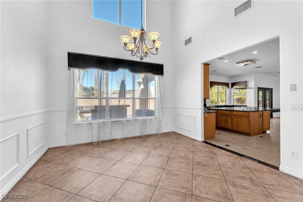 2566 Antique Blossom, Henderson, NV 89052