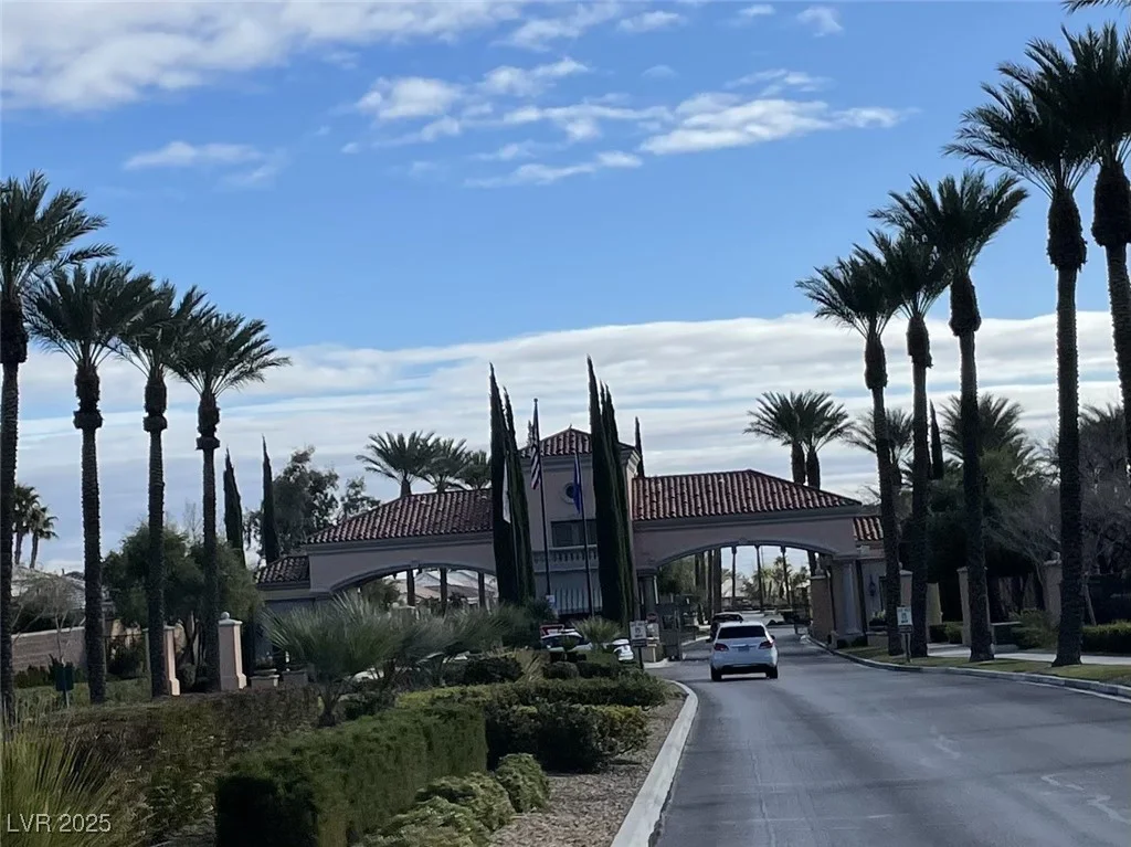 4705 Bersaglio, Las Vegas, NV 89135