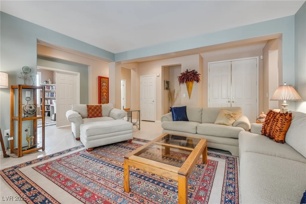 4705 Bersaglio, Las Vegas, NV 89135