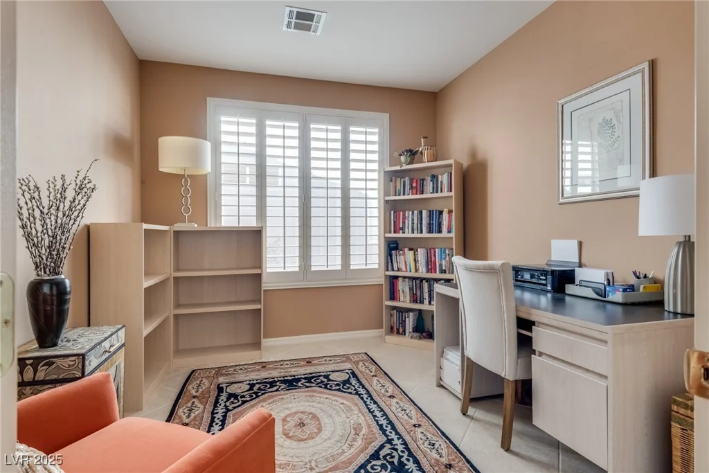4705 Bersaglio, Las Vegas, NV 89135