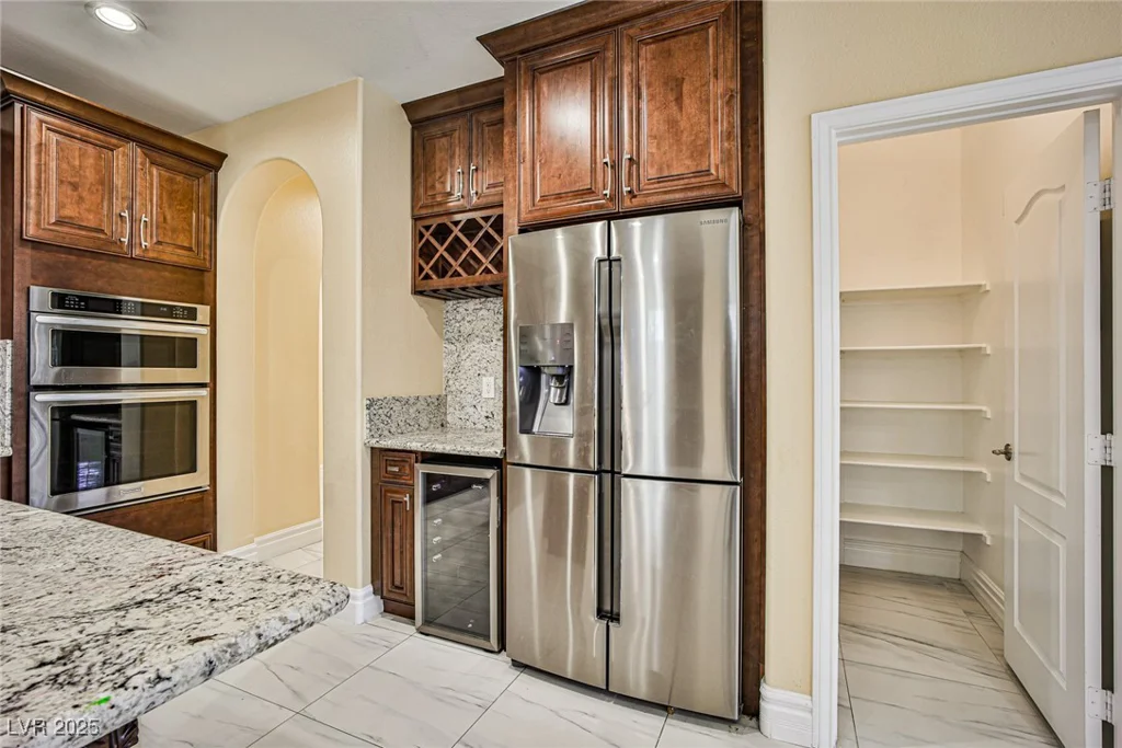 7293 Iron Oak, Las Vegas, NV 89113