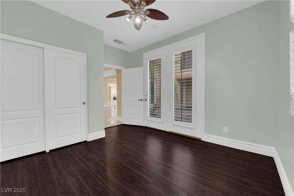 7293 Iron Oak, Las Vegas, NV 89113